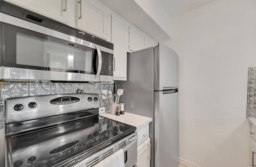 Knox - Henderson Condo | Boutique Retreat Knox/Henderson With Private Speakeasy & Patio