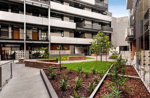 West Melbourne Apartment | Boutique Stays - Highviews