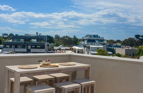Hampton Apartment | BOUTIQUE STAYS - Hampton Lookout