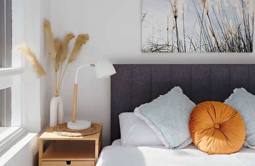 Elwood Apartment | BOUTIQUE STAYS - Kokomo