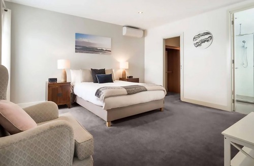 Mentone House | BOUTIQUE STAYS - Mentone Abode