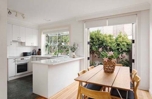 Aspendale House | BOUTIQUE STAYS - Rest Ashored