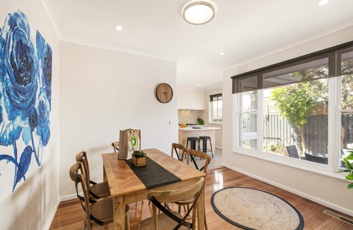 Sandringham House | BOUTIQUE STAYS - Sandy Breeze 1