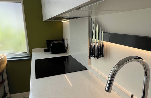 Watlington Apartment | Boutique Style 2 bed Maisonette