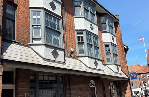 Watlington Apartment | Boutique Style 2 bed Maisonette