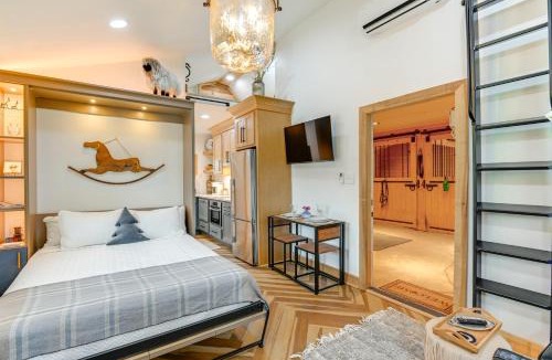 Franklin Apartment | Boutique-Style Barn Stay 4 Mi to Franklin Main St