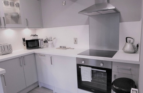 Diglis Apartment | Boutique Suites Worcester -Amber Suite