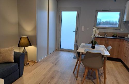 Mont-sous-Vaudrey Apartment | Bouton d'Or