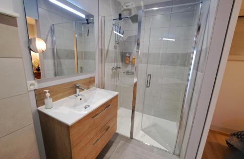 Mont-sous-Vaudrey Apartment | Bouton d'Or