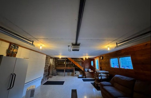 Bovina Center House | Bovina Farmhouse with Game Room & Rustic Pavilion
