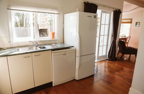 Raglan Apartment | Bow Street Studios