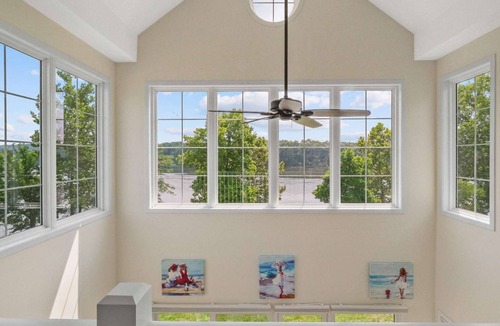 Ottawa House | Bow Wow on The River - Waterfront/Dog Friendly Cottage
