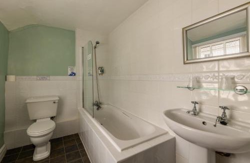 Holmrook Hotel | Bower House Inn