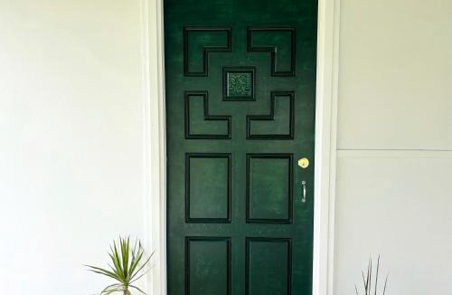 North Nowra House | Bowerbird Cottage