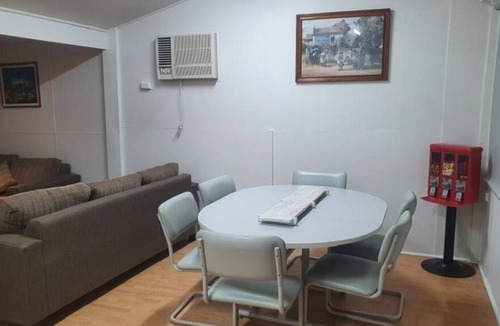 Bowhill House | Bowhill Riverfront Shack