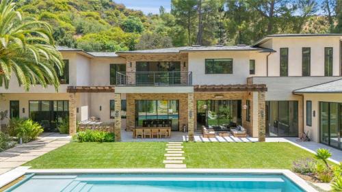 Beverly Hills Apartment | Bowmont
