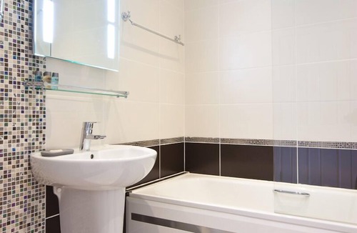 Bowness-on-Windermere Bed & Breakfast | Bowness Bay Suites - Adults only