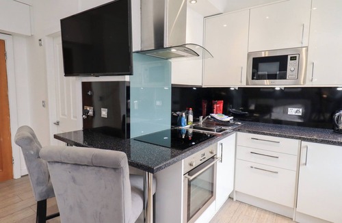 Bowness-on-Windermere Cottage | BOWNESS CENTRAL in Bowness-On-Windermere