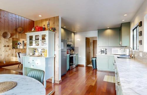 Sea Ranch House | Bowsprit Retreat