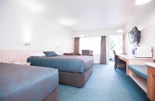 Burwood Hotel | Box Hill Motel