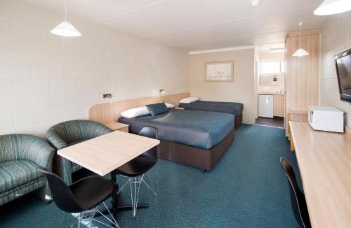 Burwood Hotel | Box Hill Motel