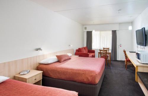 Burwood Hotel | Box Hill Motel