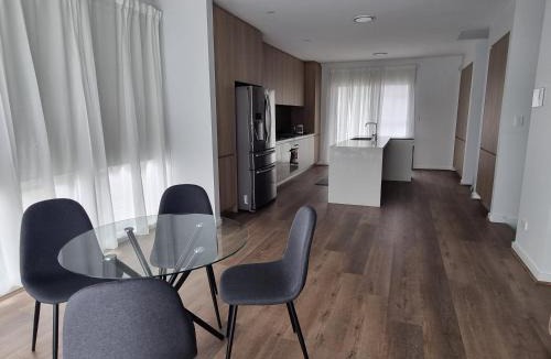 Box Hill Apartment | Box hill townhouse