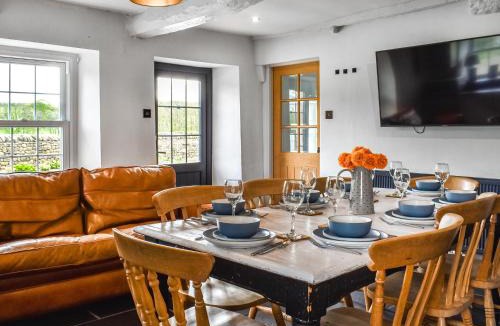 Wennington House | Box Tree Farmhouse - Uk47034