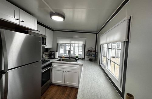 Monahans Apartment | BoxHouse Villages Monahans, Queen Bed