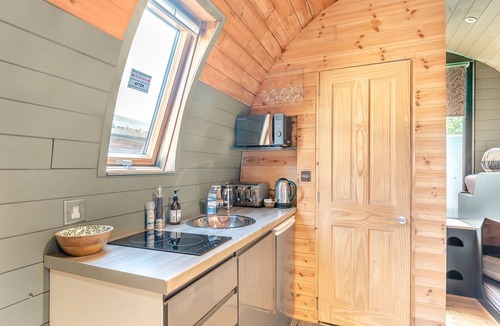 Sleaford Cottage | Boxing Hare - UK39915