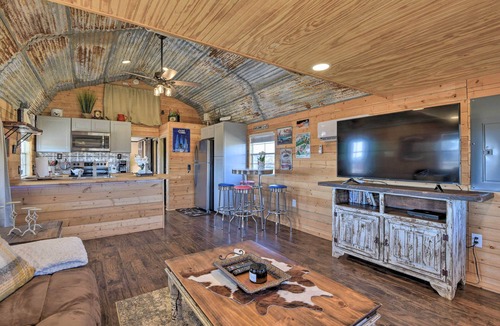 Wise County Cabin | Boyd Countryside Cabin w/Patio & Farm Views