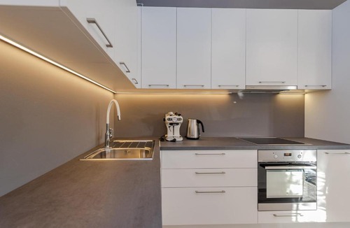 Mandre Apartment | Bozi, luxury penthouse with jacuzzi