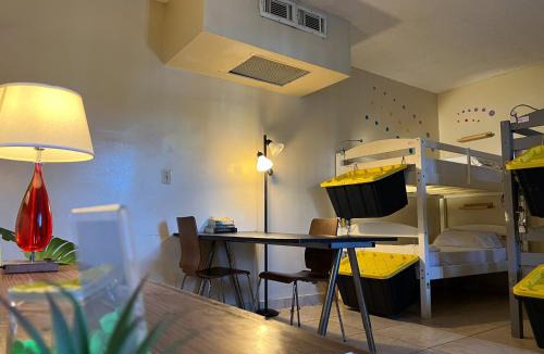 Hallandale Beach Hostel | Bposhtels Hollywood Florida