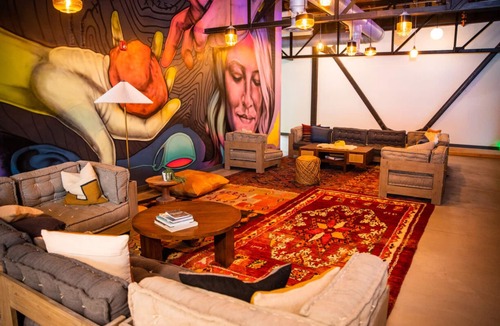 People's Freeway Hotel | Bposhtels SLC