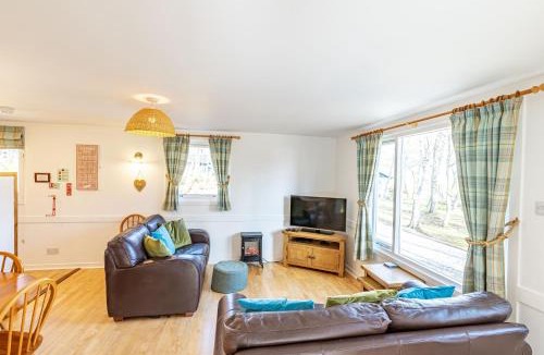 Lewiston House | Bracken Lodge 16 with Hot Tub