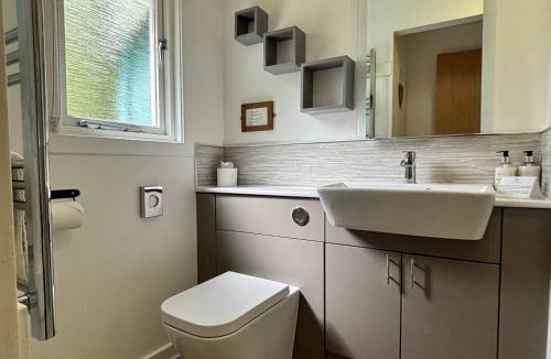 Lewiston House | Bracken Lodge 8 with Hot Tub