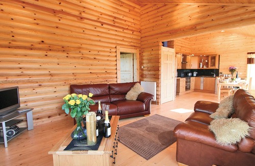 Glenfarg Cottage | Bracken Log Cabin - S4468