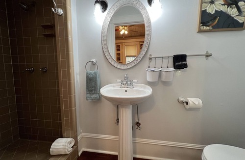 Arsenal Bed & Breakfast | Brackenridge House Bed & Breakfast