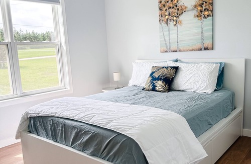 Brackley Beach House | Brackley Beach Seabreeze Cottage