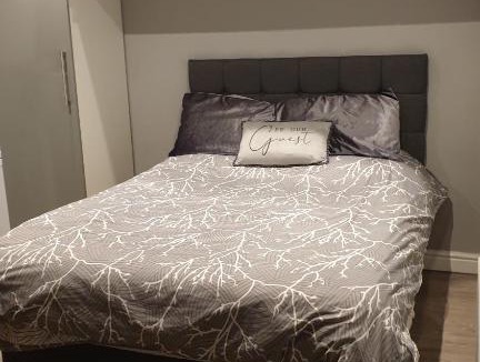 Bracknell House | Bracknell Small Studio