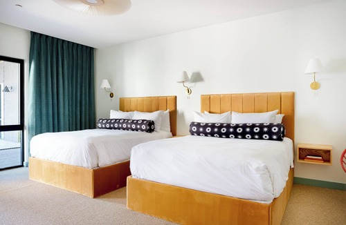 Central Oklahoma City Hotel | Bradford House, Oklahoma City North, a Member of Design Hotels