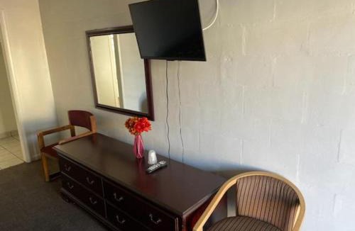 Lakeland Hotel | Bradley Motel