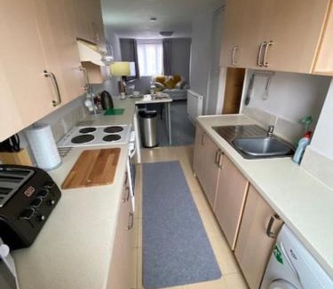 Bradley Stoke Apartment | Bradley Stoke Self Contained Ground Floor Apartment