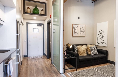 Stratford Apartment | Bradshaw Lofts: The Brixton - King