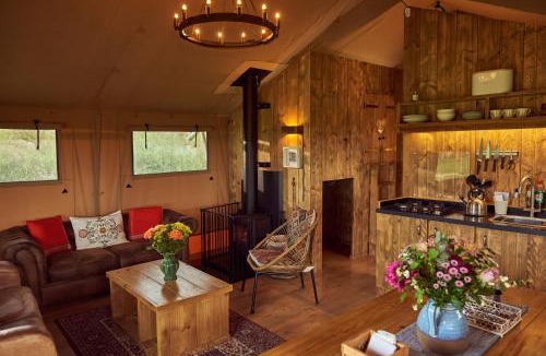 Glastonbury House | Braeburn Lodge