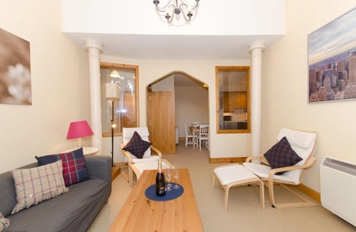 Braemar House | Braemar Apartment