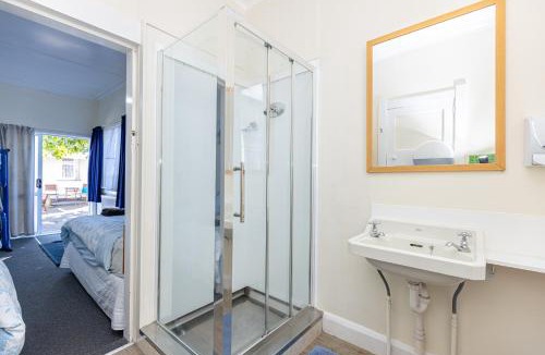 Whanganui Bed & Breakfast | Braemar House B&B and YHA Hostel