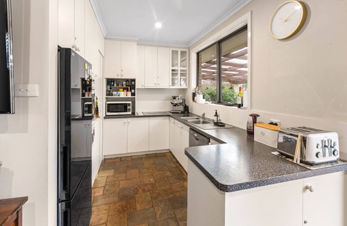 Mansfield House | Braemore - Mansfield "With Pool"