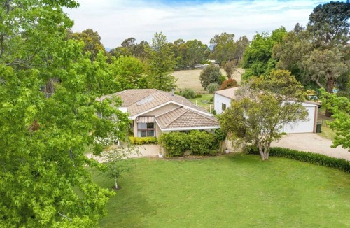 Mansfield House | Braemore - Mansfield "With Pool"