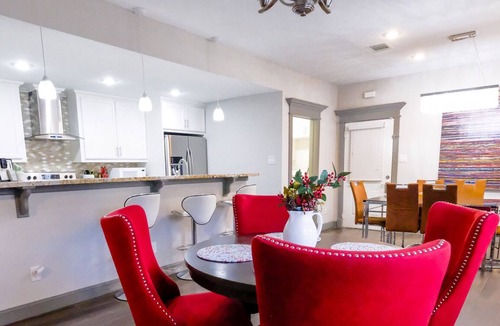 Greater Fondren Southwest House | Braes Forest · SWHouston,NRG,GRB,MMpark,D-Town,Galleria,